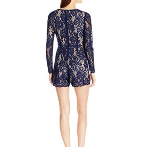 NWOT Lilly Pultizer Navy Blue Lace Long Sleeve Tiki Wrap Skort Romper One Piece - Picture 2 of 14